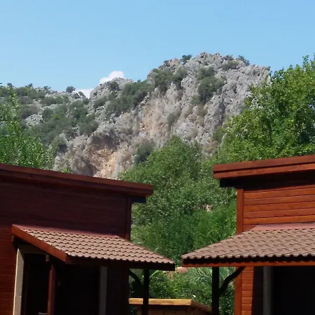 Kemp Maji Village 3*