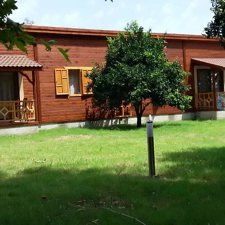 Maji Village 3*